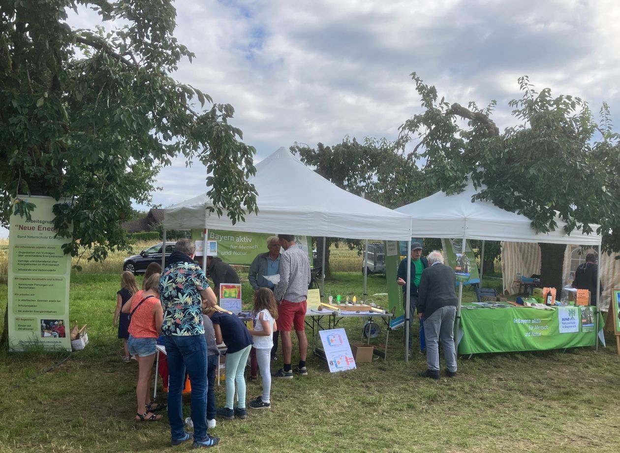 BN-Infostände auf der Kalchreuther Kirschkerwa Kalchreuth Kirschkerwa BUND Naturschutz Erlangen